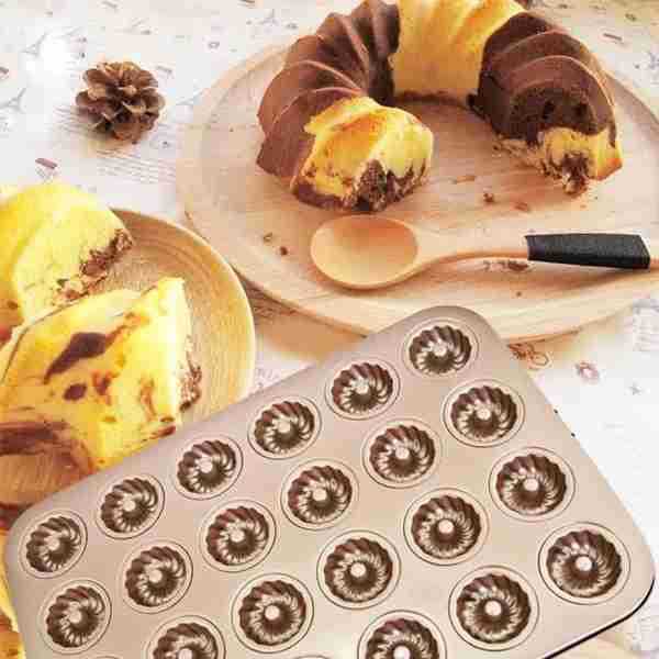 Non‑Stick Donut Baking Mold · 12/24 Cup